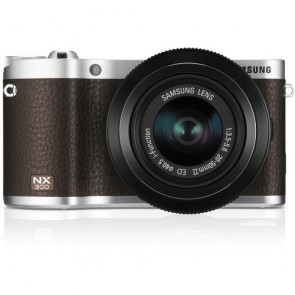 Samsung NX300 Mirrorless Digital Camera Brown with 20-50mm F/3.5-5.6 ED II Lens