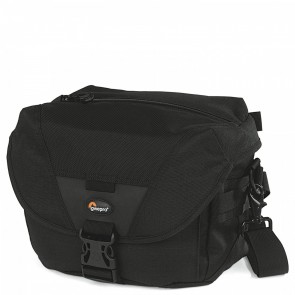 Lowepro Stealth Reporter D100 AW Black Shoulder Bags